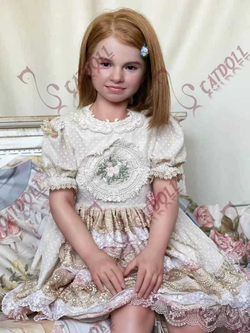 Poupée en silicone ambré CATDOLL 131 cm