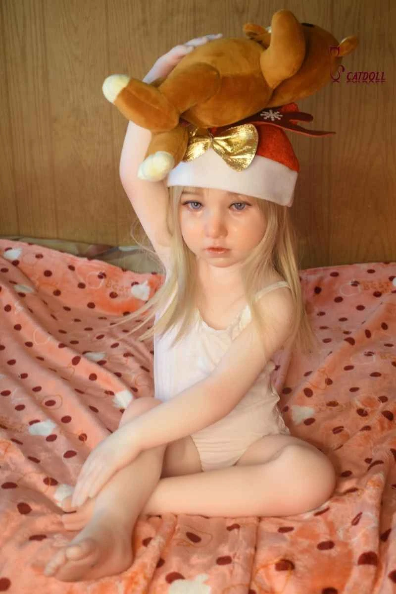 Poupée Chat Coco 88CM (tête en silicone souple et corps en TPE)