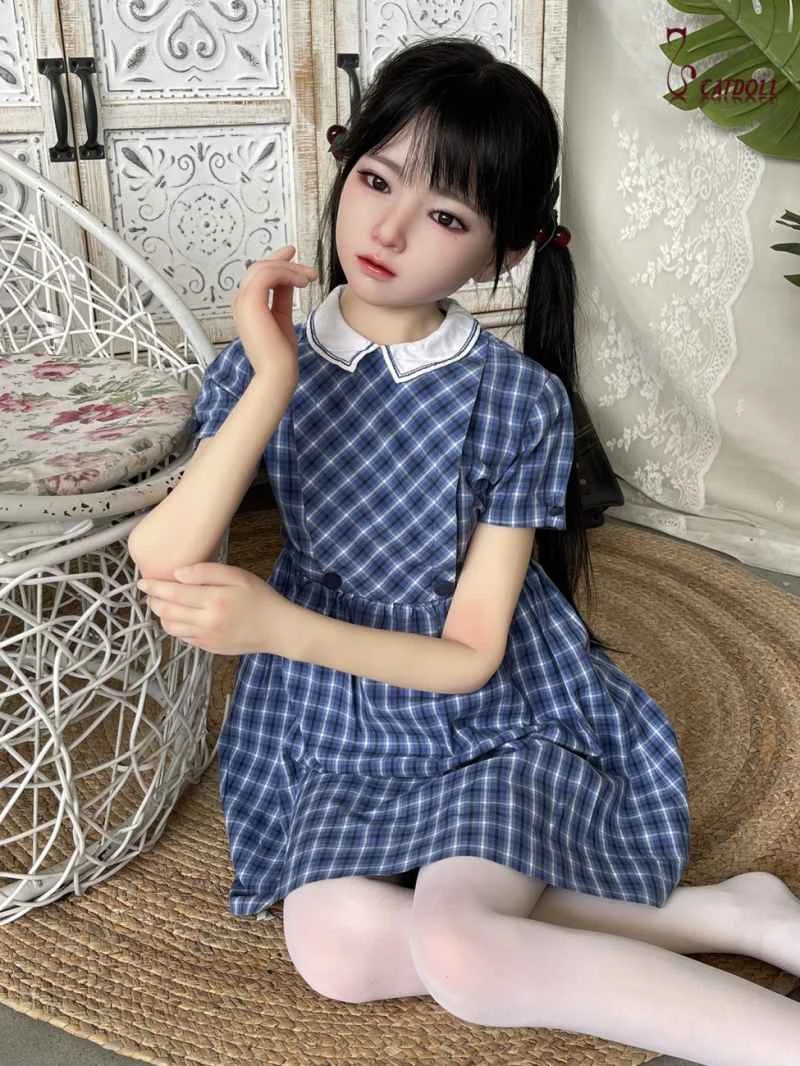 Poupée Chat Kara 139 cm (corps en TPE avec tête en silicone rigide)